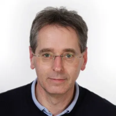 Portrait image of Grzegorz Kornak