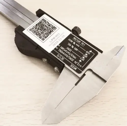 Image of calliper with QR code